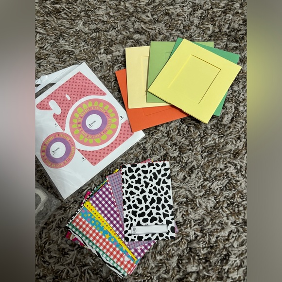 Polaroid Camera Accessories Bundle BN - Picture 3 of 3